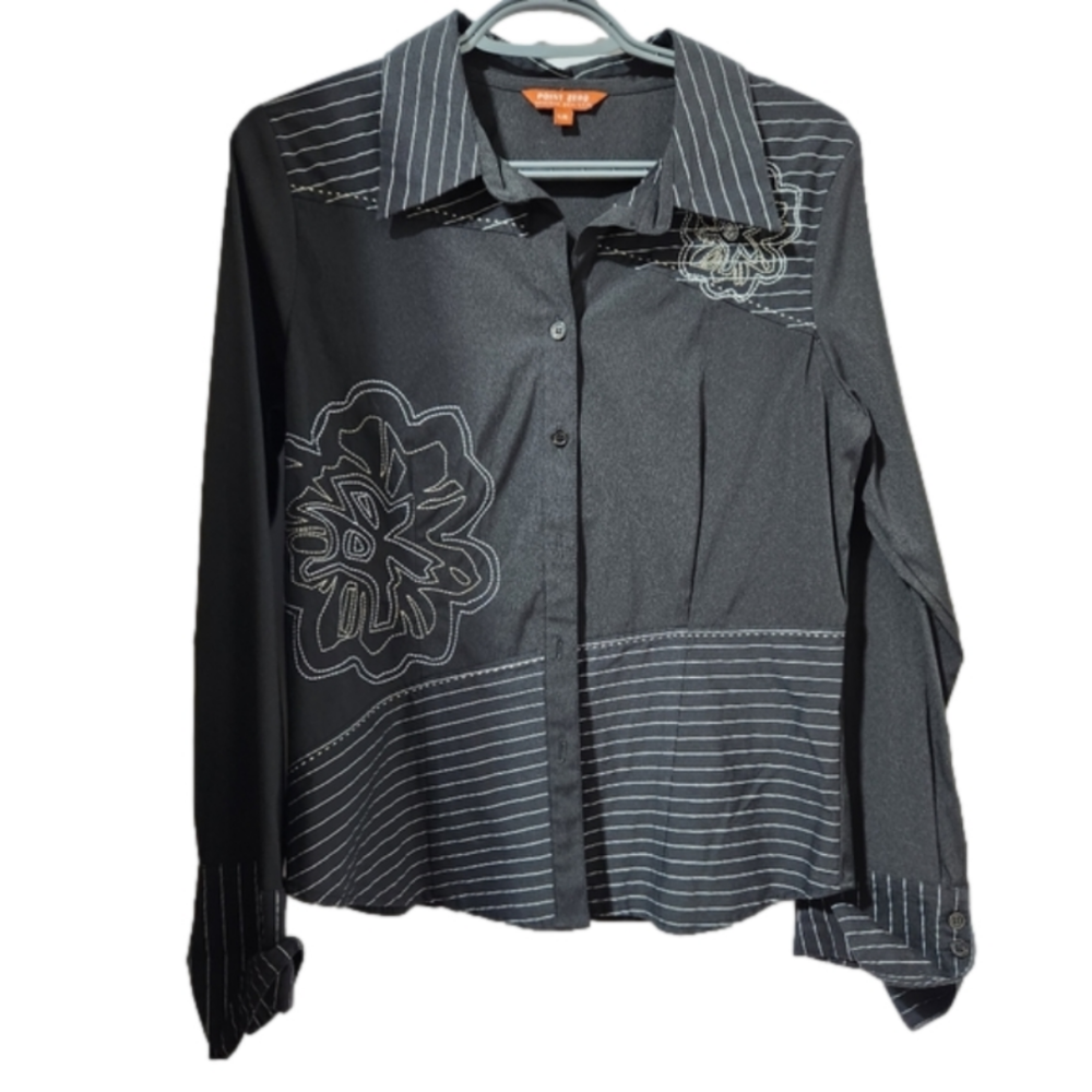 Point Zero button down top
